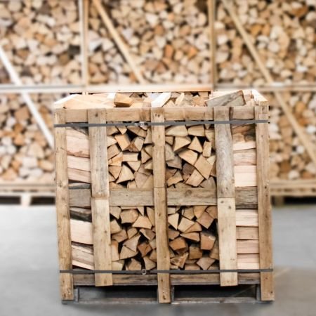 halve-pallet-beukenhout-recht-blur-inzoom-light